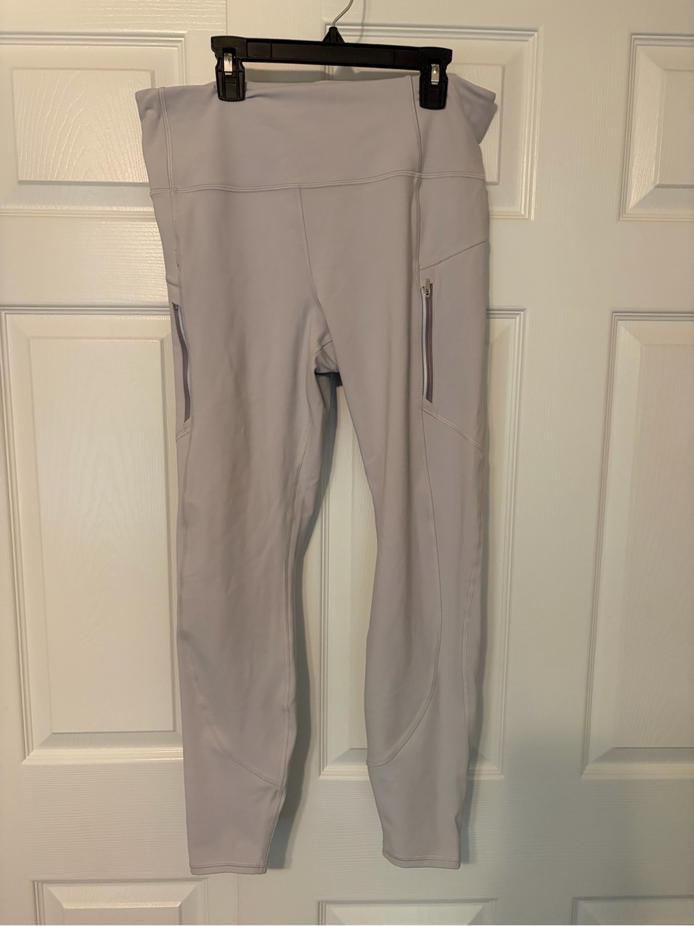 Athleta Light Gray High-Rise Pocket Leggings